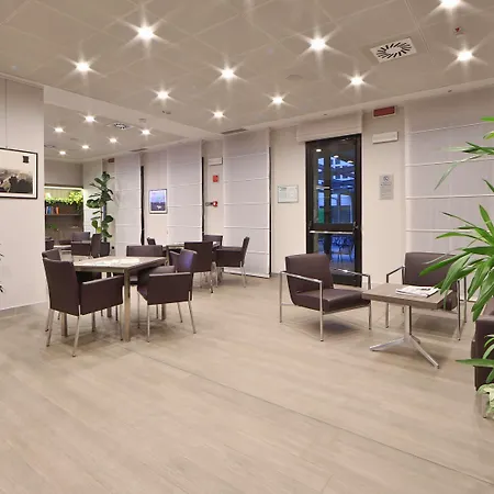 Western Borgolecco Hotel