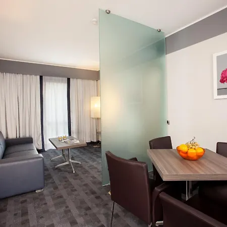 Hotel Western Borgolecco 4*