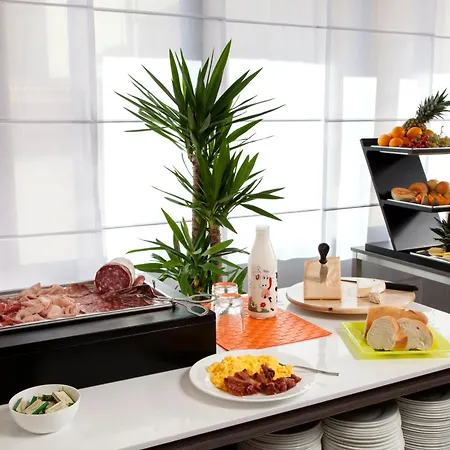 Hotel Western Borgolecco 4*