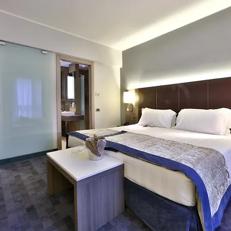 Western Borgolecco 4*